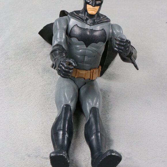 Dc Comics Batman W/Cape Large Action Figure Posable 11" Superhero Mattel - Picture 8 of 10